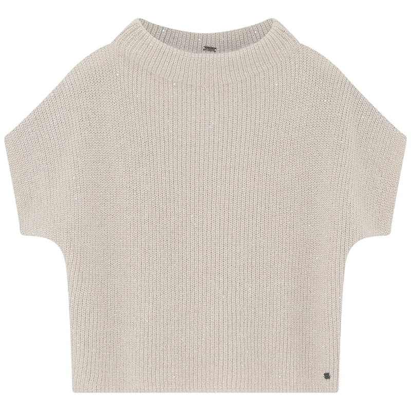 Gustav Coya Cape Strik