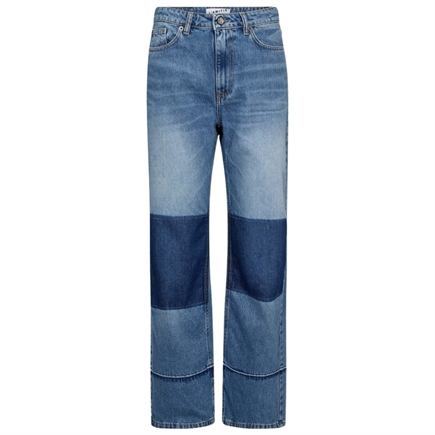 Haute L'amitié Shadow Knee Patch Jeans 