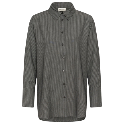 My Essential Wardrobe 22 The Pinstriped Skjorte 