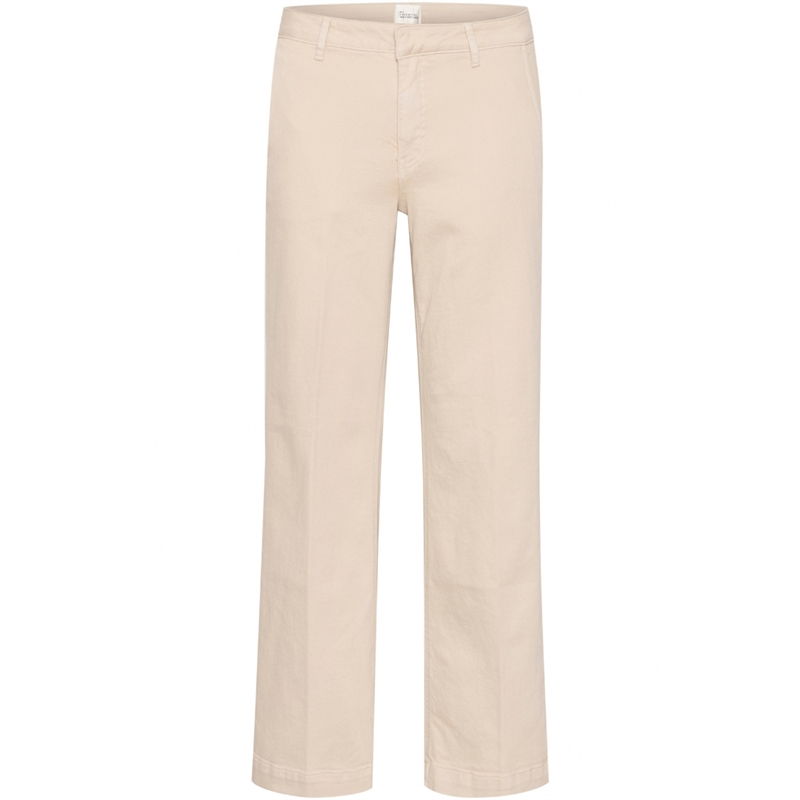 My Essential Wardrobe Lara Bukser