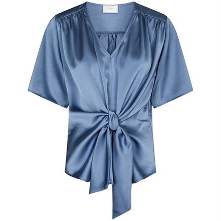 Neo Noir Casadia Heavy Sateen Bluse